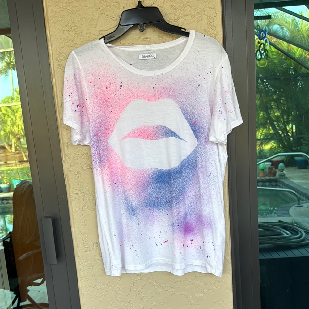 Chaser Women's White and Pink Graphic Tee